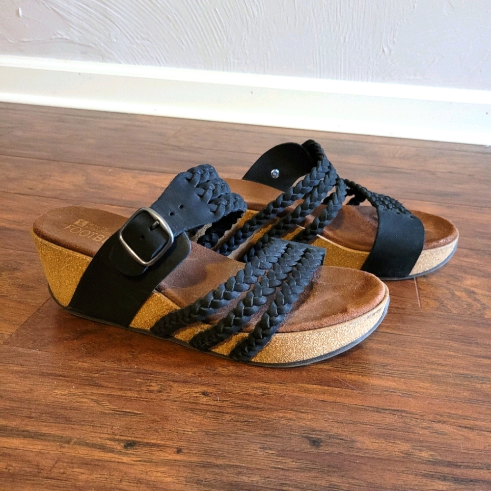 White Mountain Footbed Platform Sandals